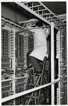Funcionários a trabalhar na Central Telegráfica Automática de Lisboa (FT-001480-MUS.jpg)