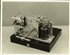 Receptor Morse com tina para tinta e destravamento automático, Siemens Brothers & Cº, Ltd, London.jpg